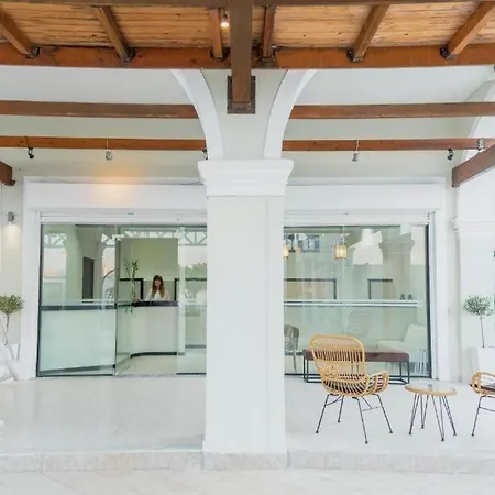 Ionian Blue - Adults Friendly 卡沃斯